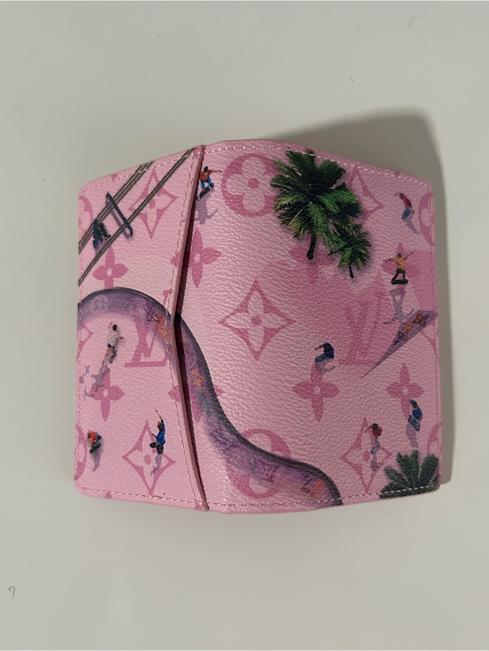 Louis Vuitton Skateboard Pink Pocket Organizer - Picture 3 of 4